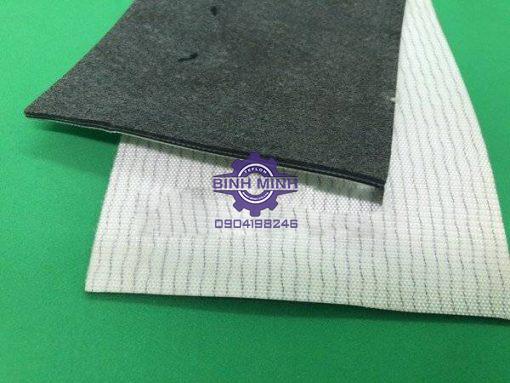 Các lớp băng tải nỉ công nghiệp màu đen và trắng